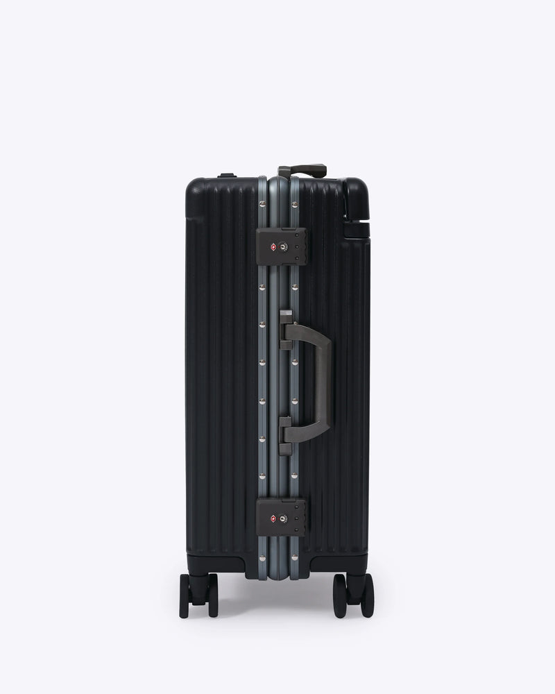 #color_jet black