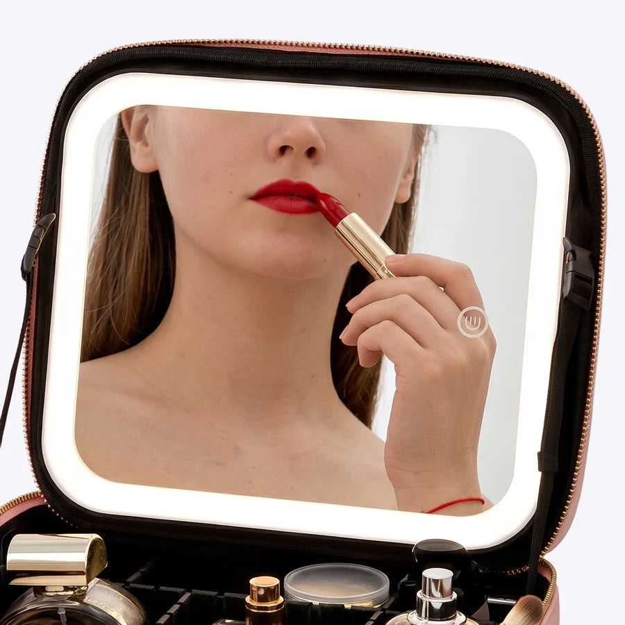Distortion-Free LED Mirror