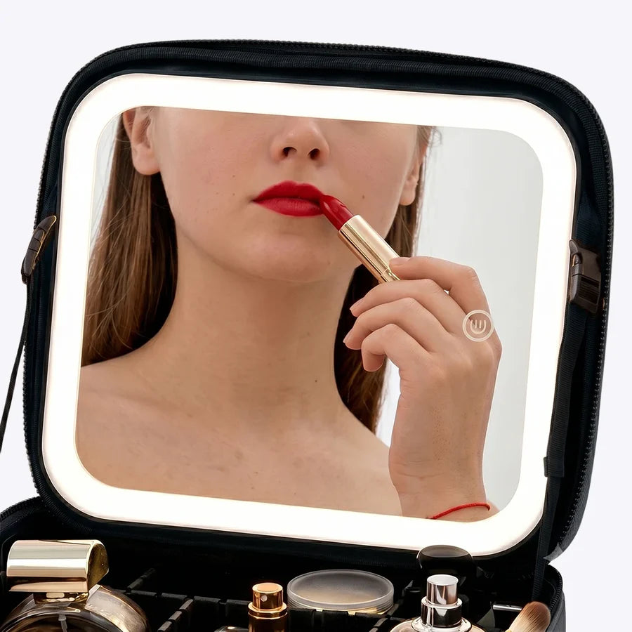 Distortion-Free LED Mirror